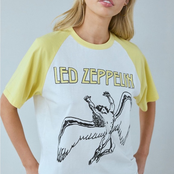 Urban Outfitters Tops - Led Zeppelin 1977 Graphic Raglan Tee size L/XL (fits like a Medium)